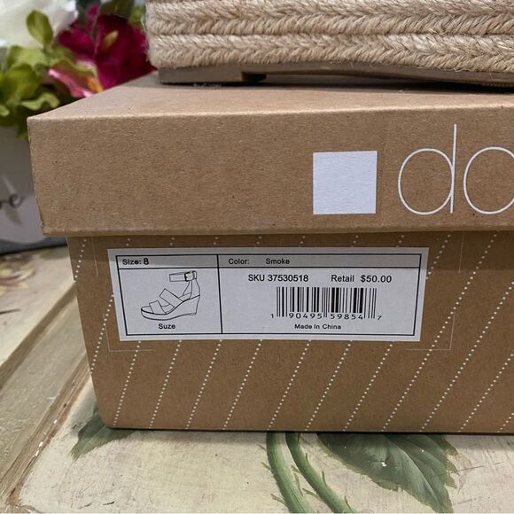 Dolcetta Suze Espadrille Wedges Faux Suede Smoke Gray Back Zip Sz 8 NWT - Picture 13 of 15